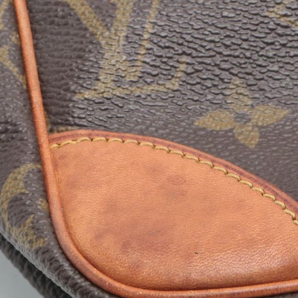LOUIS VUITTON Danube GM Crossbody in Monogram Canvas and Vachetta Leather - Picture 12 of 12